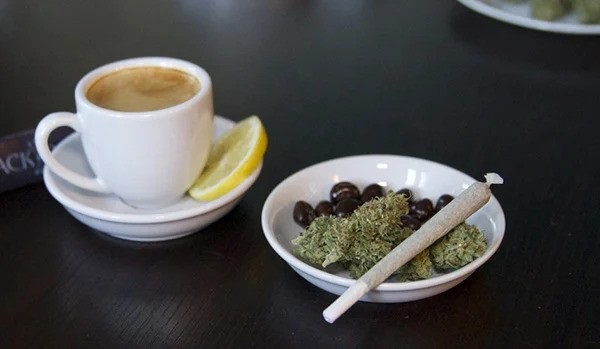 Mastering the Art of Wake and Bake: Elevate Your Morning Routine for a Productive Day