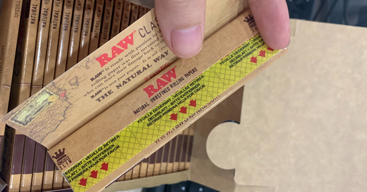 How to Roll RAW Papers: Step by Step Guide