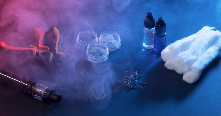 The 15 Best Vape Accessories and Kits You Should Own in 2022