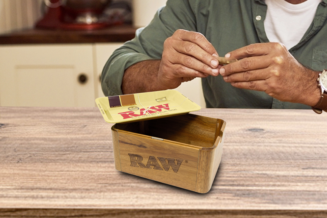 Raw Mini Wooden Cache Box with Classic tray Lid